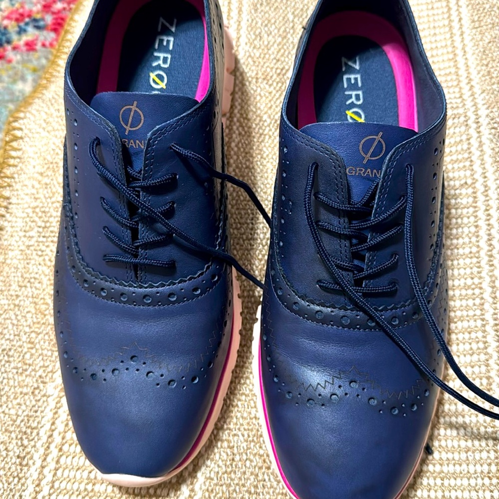 Cole Haan zerogrand light weight shoes look good with dress it up/down any style